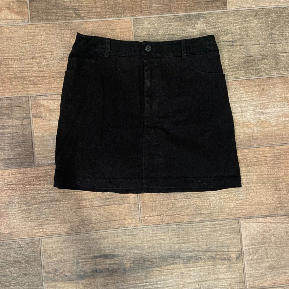 Forever 21 Black Jean Mini-Skirt, Size M